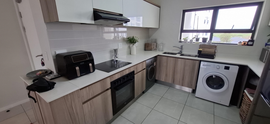To Let 2 Bedroom Property for Rent in Richwood Western Cape